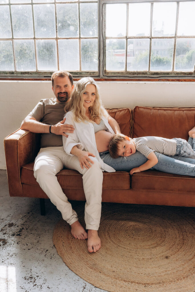 Maternity session in Prague studio with pregnant mum and toddler boy