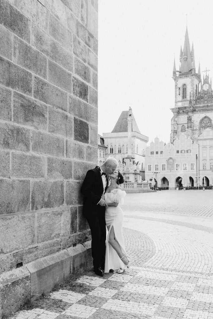 Sunrise wedding photos of bride and groom in Prague city centre